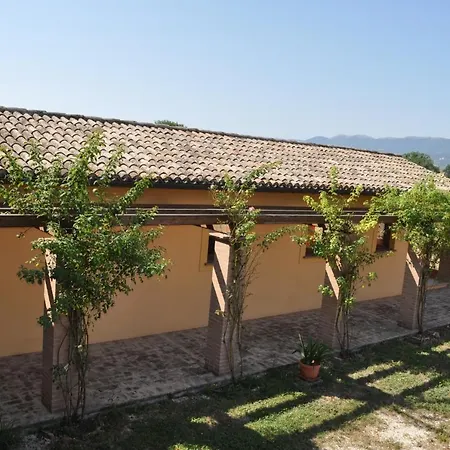 Il Casale Giallo 公寓 *